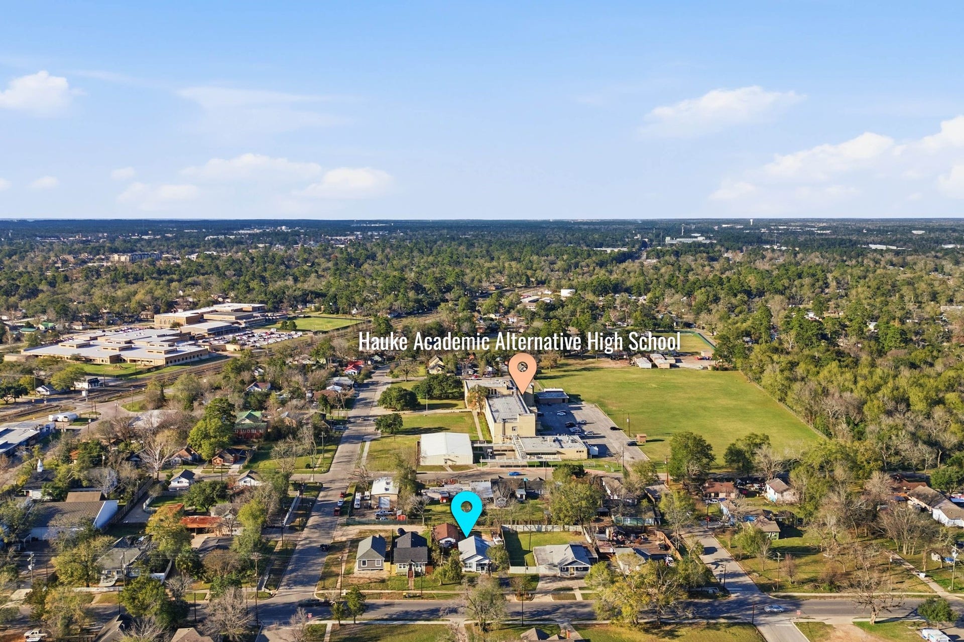 308 E Phillips Street, Conroe, TX 77301 308 E Phillips Street, Conroe, TX 77301