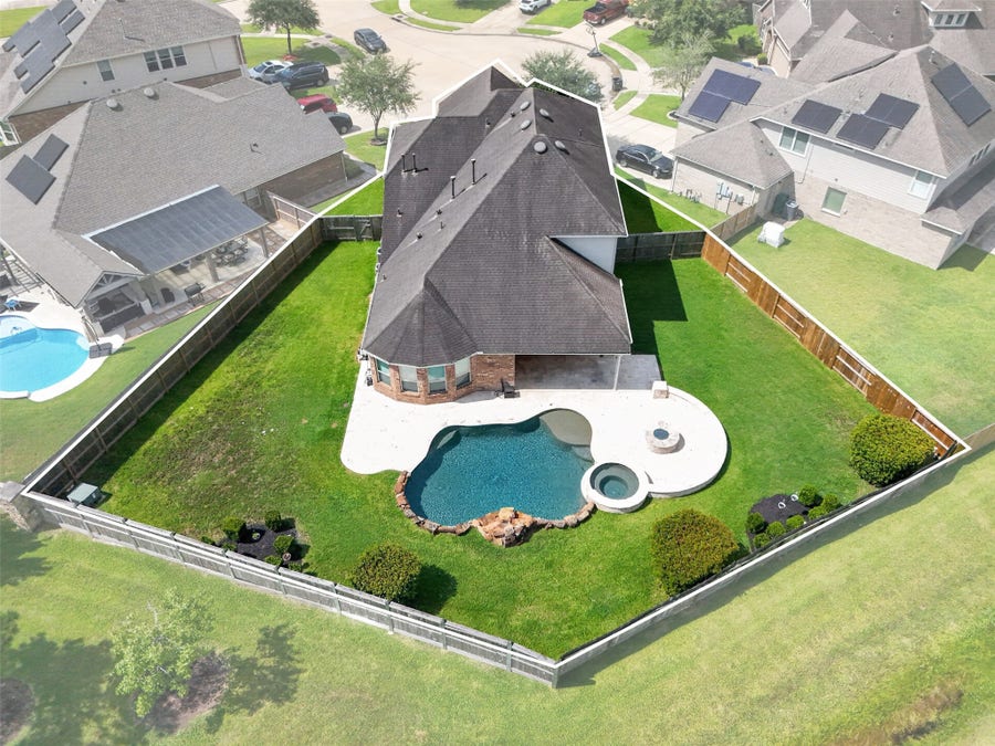 Property photo for 1303 Ownby Court, Pearland, TX