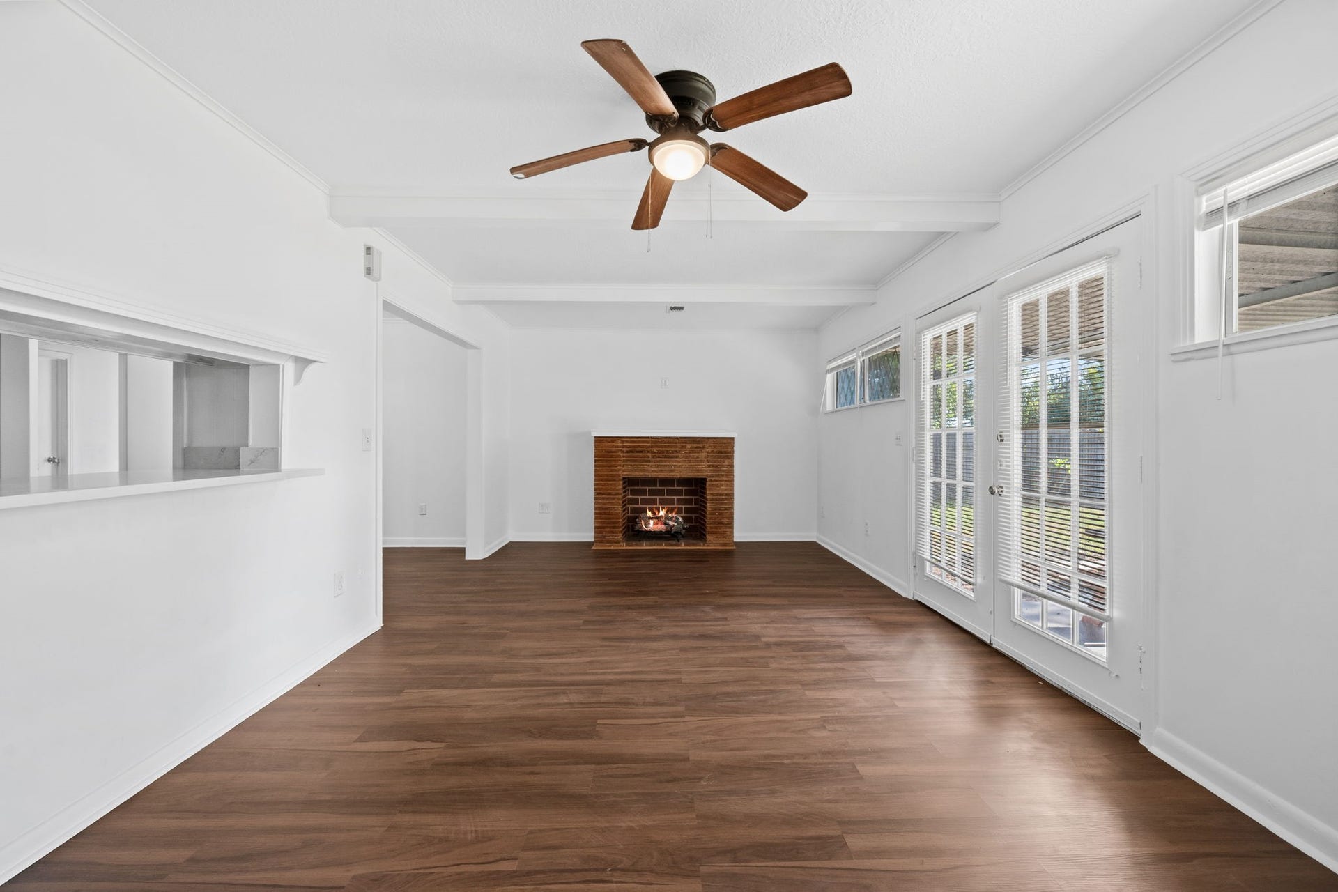 702 S Circle Drive, Baytown, TX 77520 702 S Circle Drive, Baytown, TX 77520