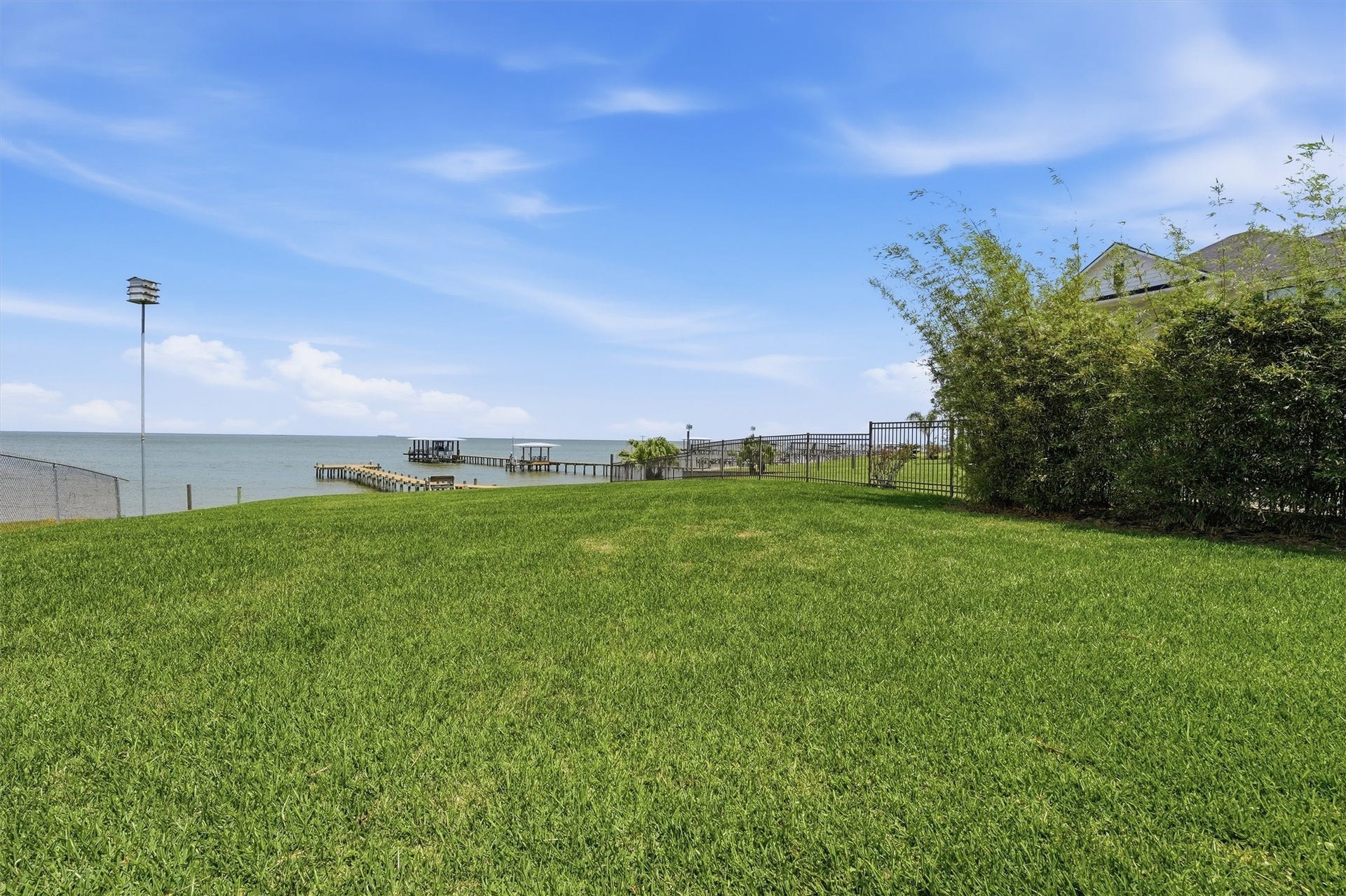 4019 Bayshore Drive Drive, Bacliff, TX 77518 16,470 sq ft lot