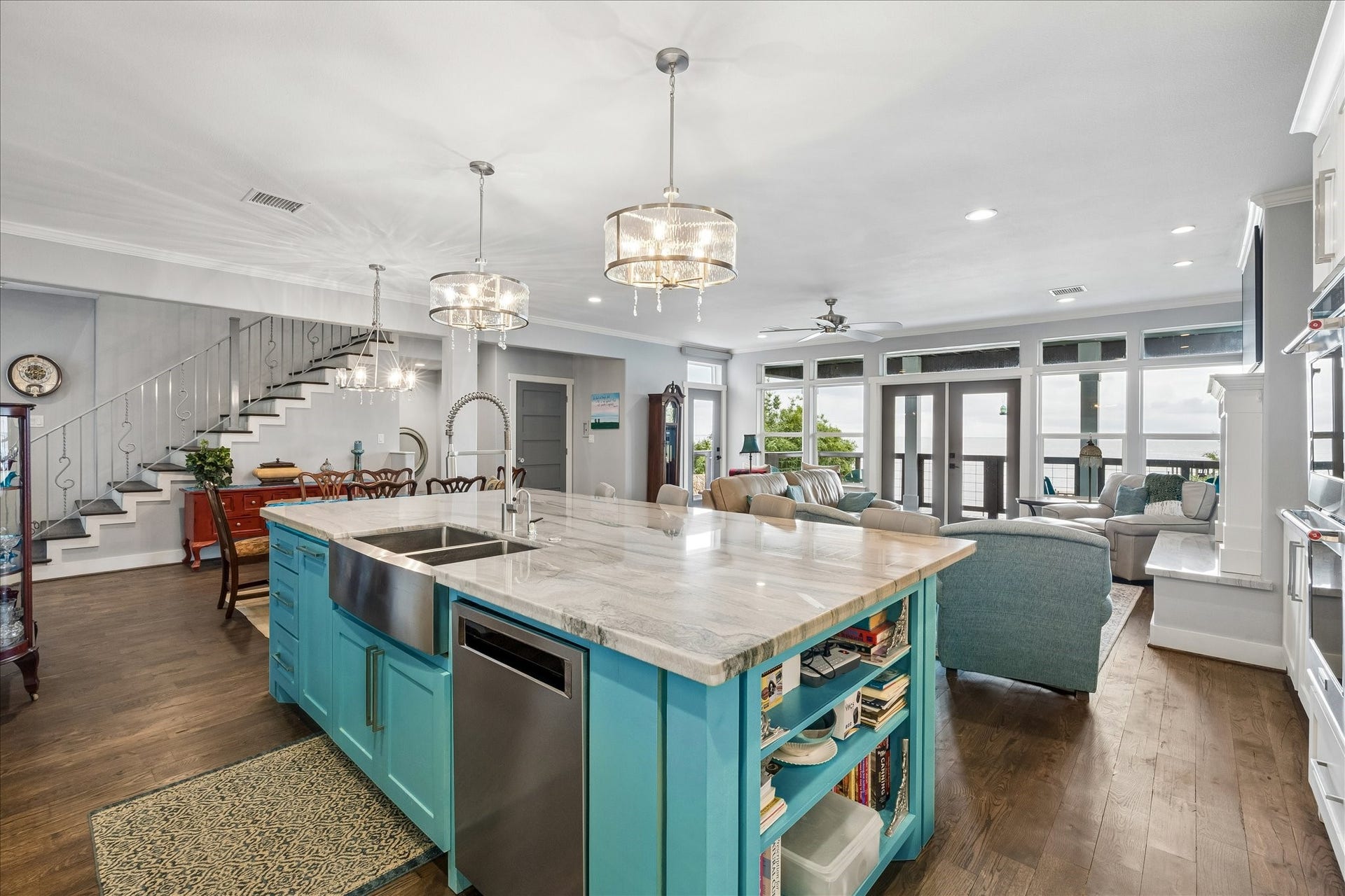 4019 Bayshore Drive Drive, Bacliff, TX 77518 Wonderful view of Galveston bay from your double sink
