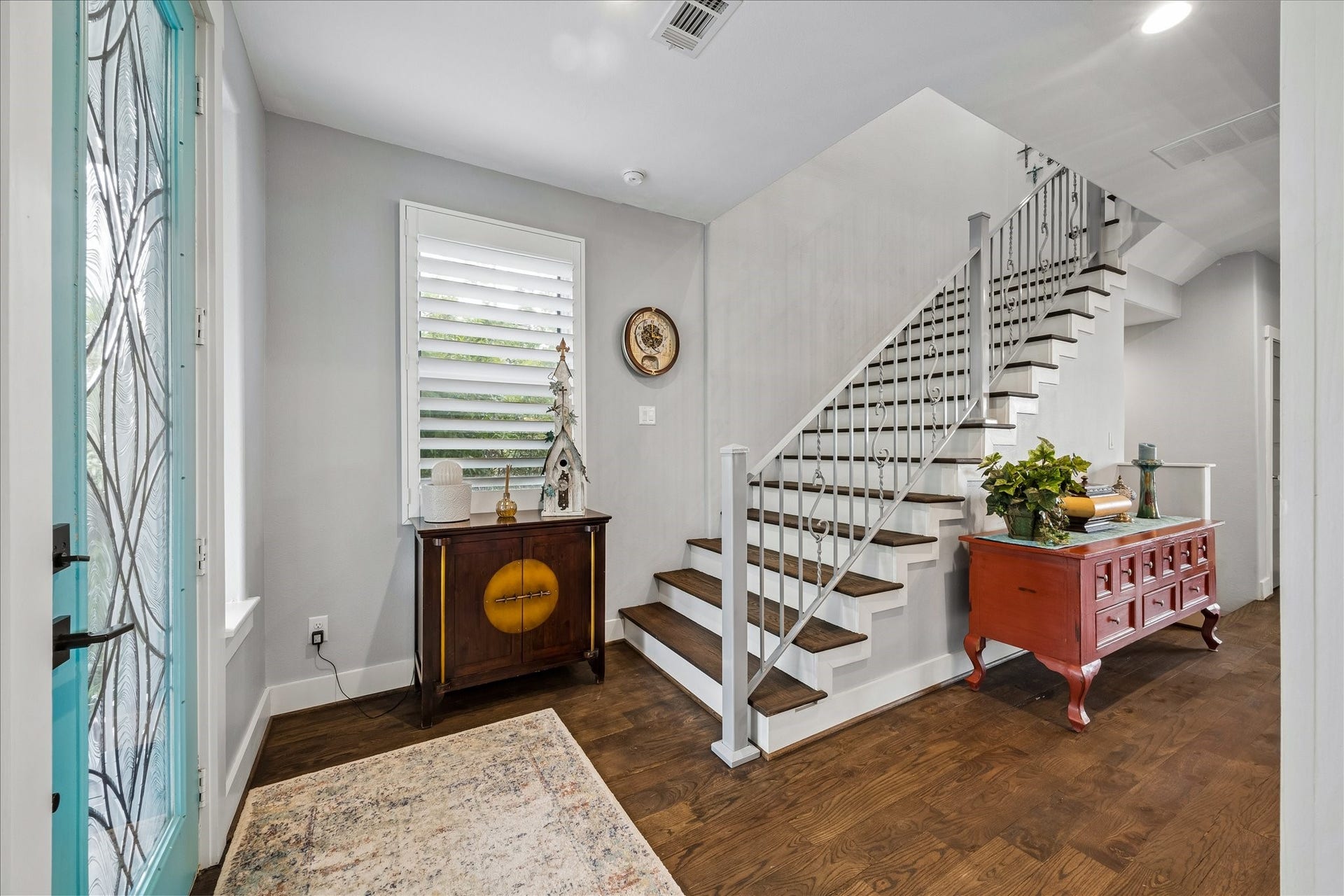 4019 Bayshore Drive Drive, Bacliff, TX 77518 Main floor entry 2nd level