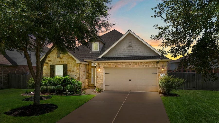Property photo for 7918 Shadow Dance Lane, Richmond, TX