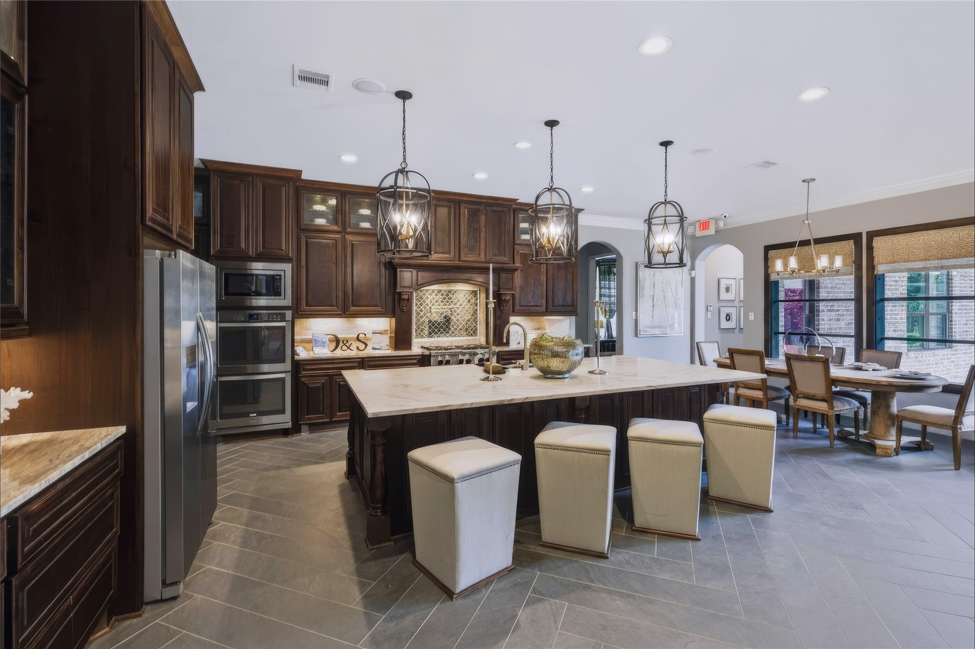 32400 SH 249, Pinehurst, TX 77362 32400 SH 249, Pinehurst, TX 77362