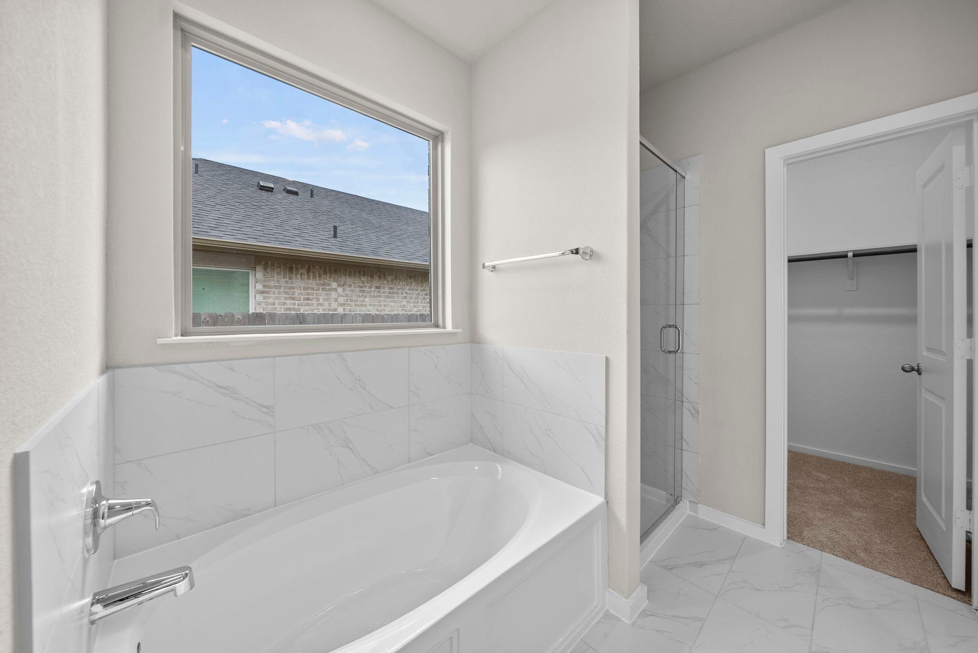 2784 Portugal Laurel Drive, Alvin, TX 77511 2784 Portugal Laurel Drive, Alvin, TX 77511