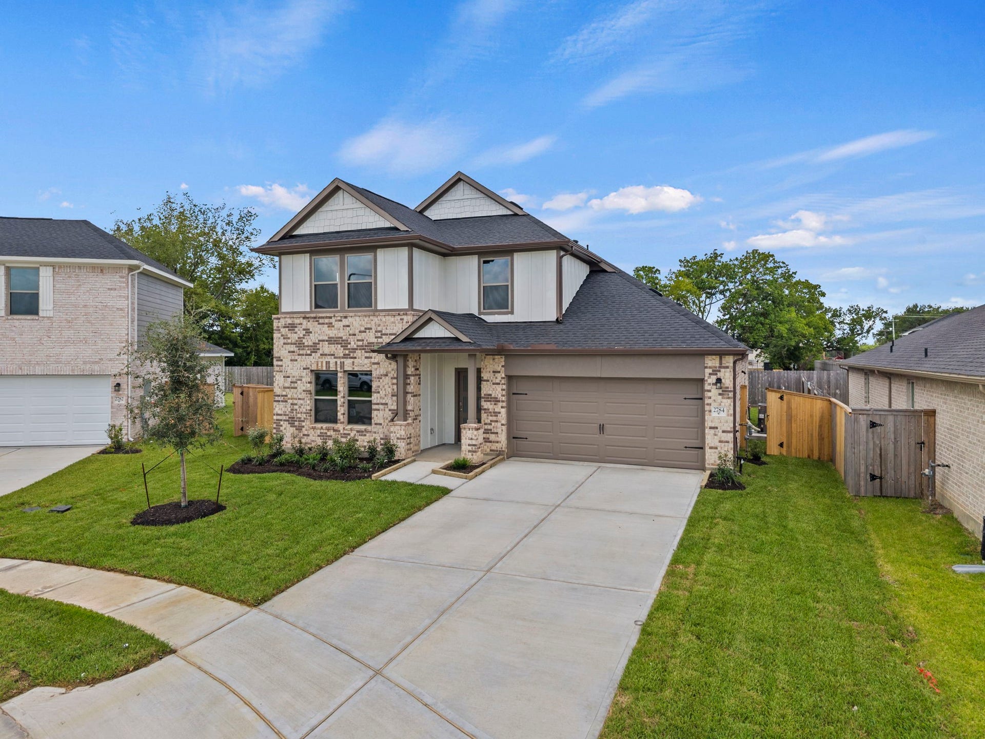 2784 Portugal Laurel Drive, Alvin, TX 77511 2784 Portugal Laurel Drive, Alvin, TX 77511