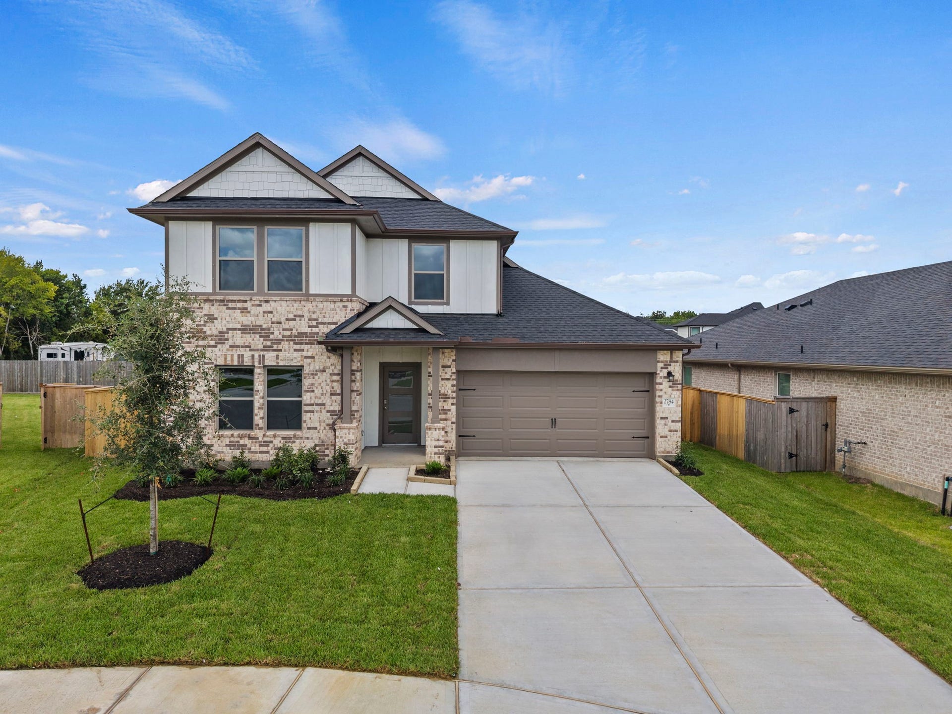 2784 Portugal Laurel Drive, Alvin, TX 77511 2784 Portugal Laurel Drive, Alvin, TX 77511