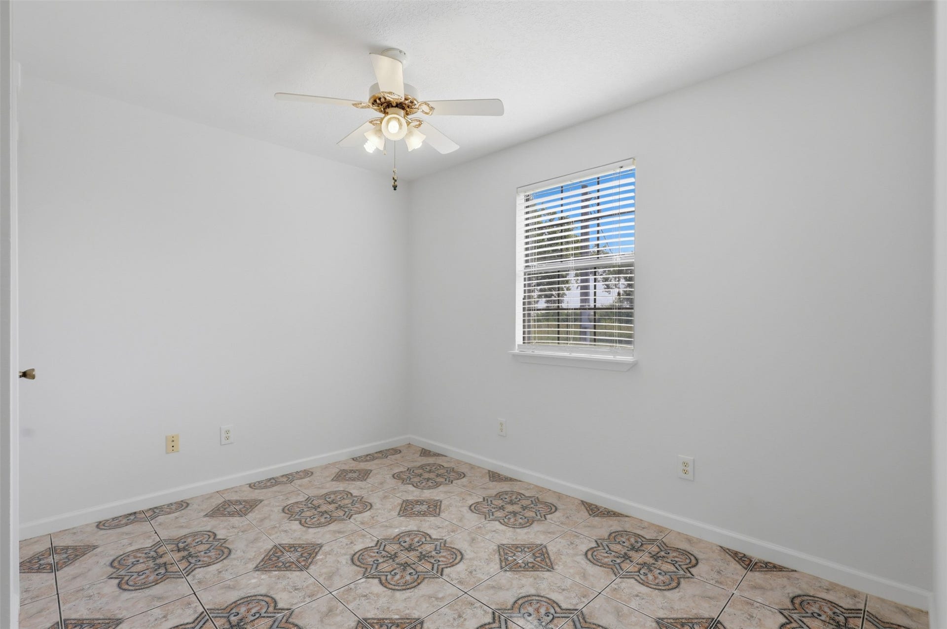 3834 Quail Hollow Drive, Brookshire, TX 77423 3834 Quail Hollow Drive, Brookshire, TX 77423