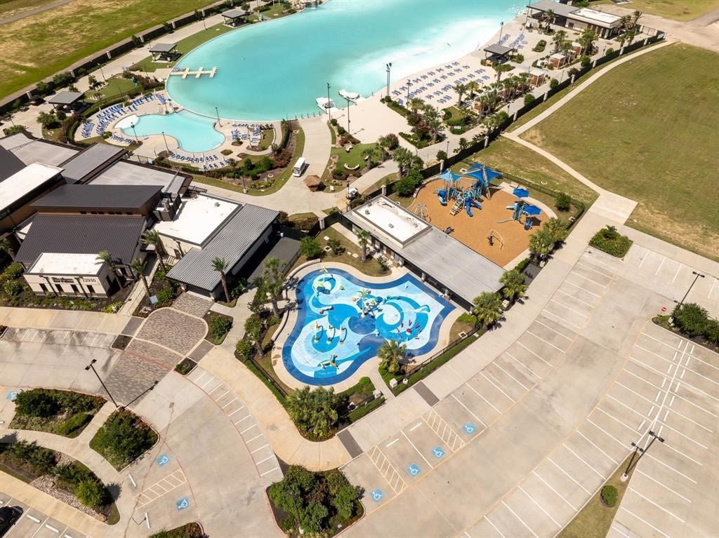 13021 OCEAN BREEZE LN Lane, La Marque, TX 77568 13021 OCEAN BREEZE LN Lane, La Marque, TX 77568