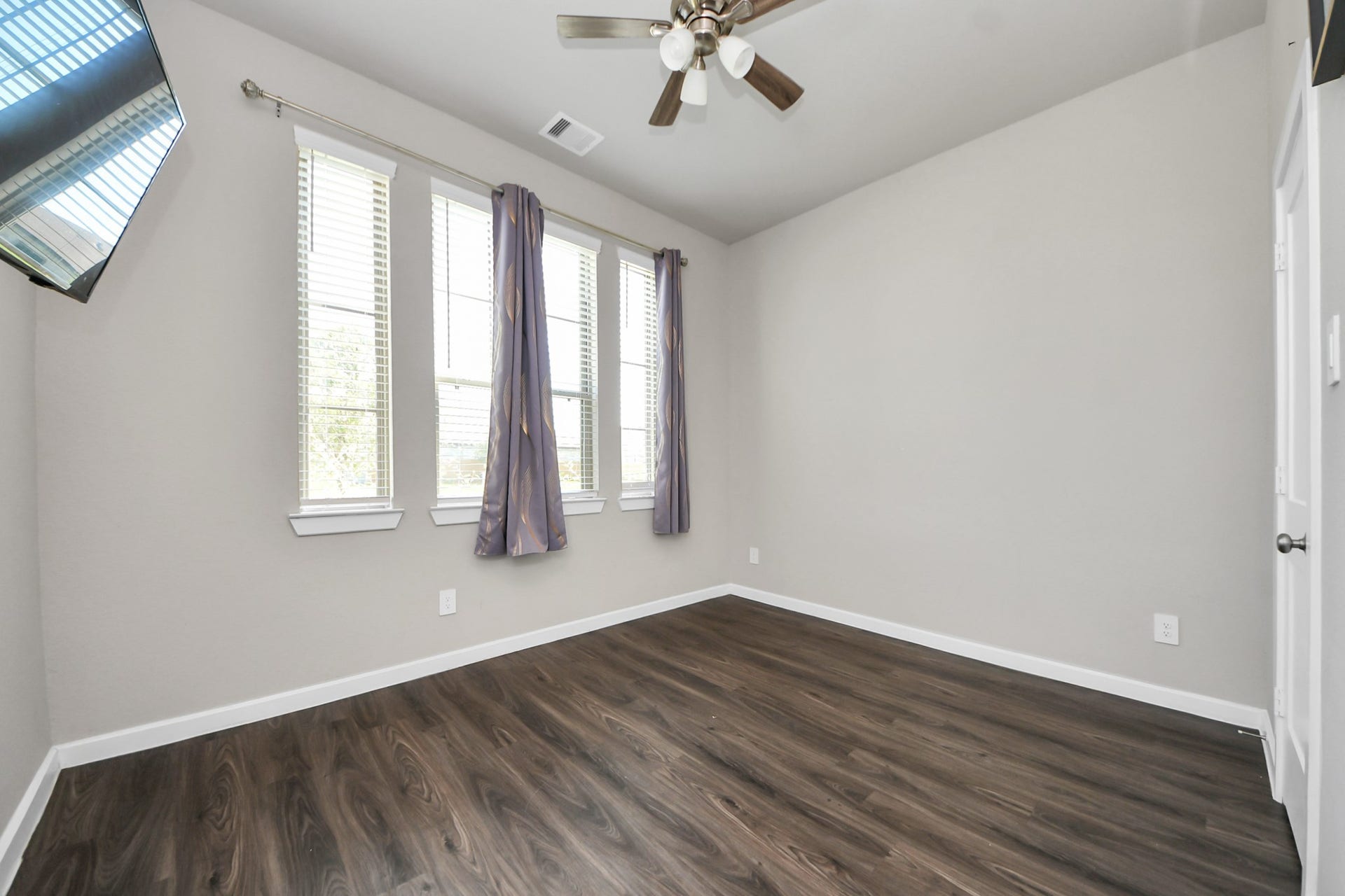 13021 OCEAN BREEZE LN Lane, La Marque, TX 77568 13021 OCEAN BREEZE LN Lane, La Marque, TX 77568