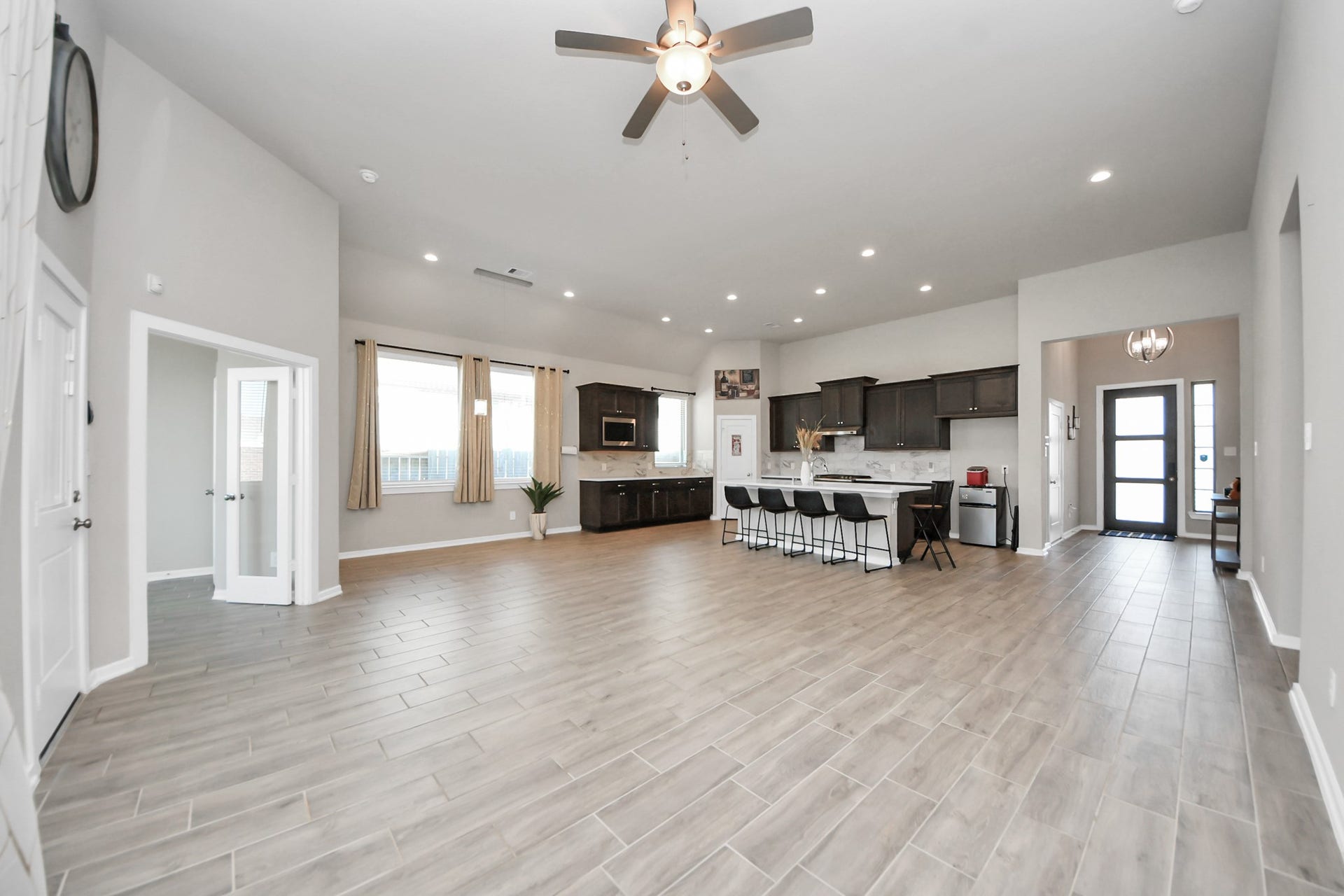 13021 OCEAN BREEZE LN Lane, La Marque, TX 77568 13021 OCEAN BREEZE LN Lane, La Marque, TX 77568