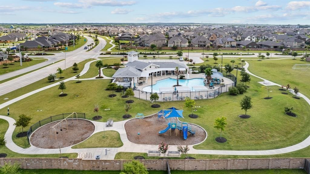 13021 OCEAN BREEZE LN Lane, La Marque, TX 77568 13021 OCEAN BREEZE LN Lane, La Marque, TX 77568