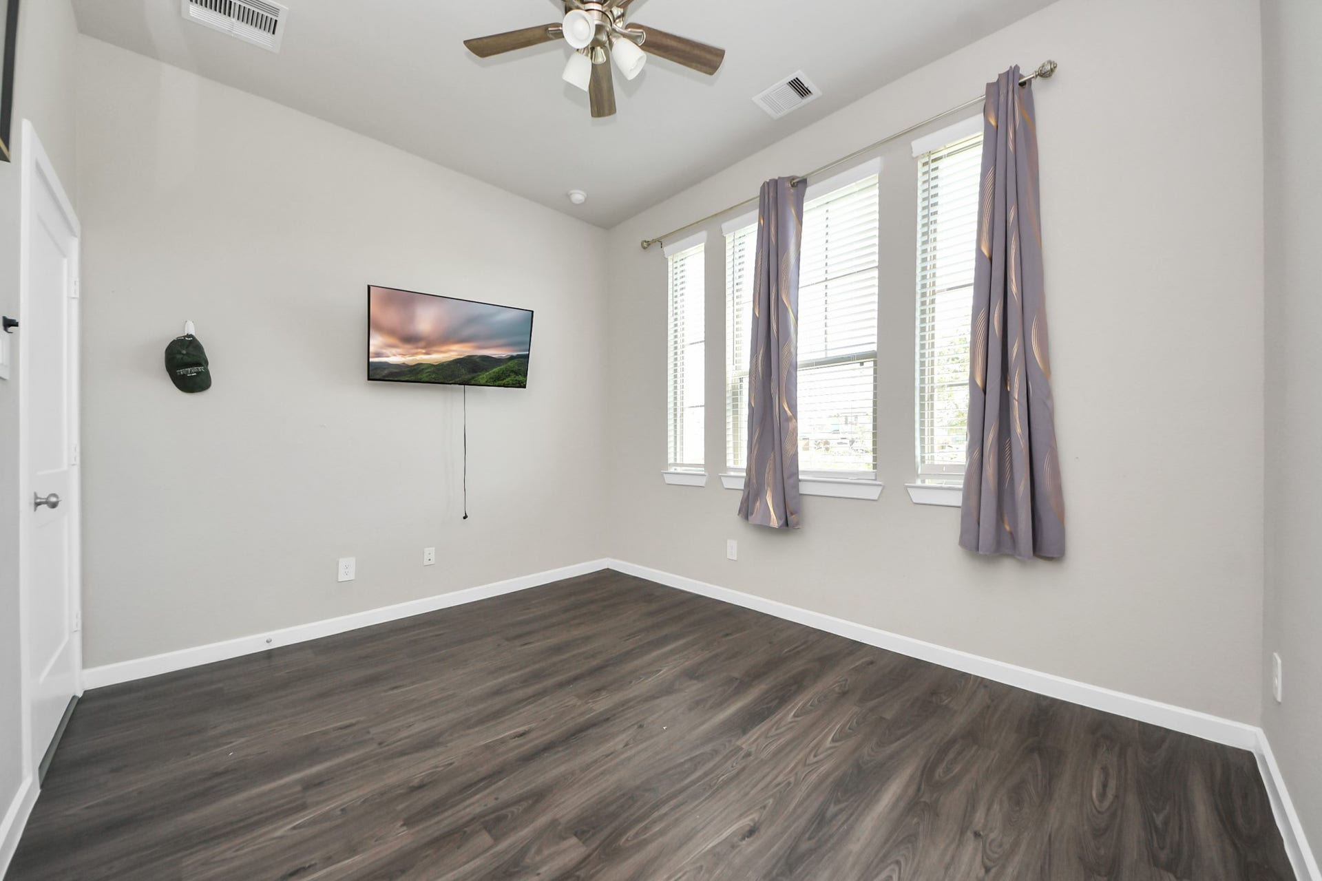 13021 OCEAN BREEZE LN Lane, La Marque, TX 77568 13021 OCEAN BREEZE LN Lane, La Marque, TX 77568