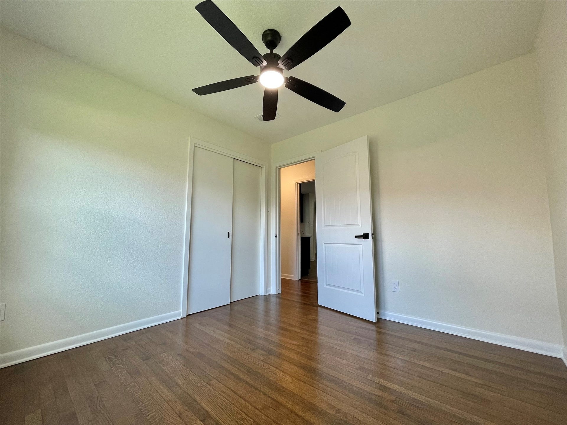 417 Jasmine Street, Lake Jackson, TX 77566 417 Jasmine Street, Lake Jackson, TX 77566