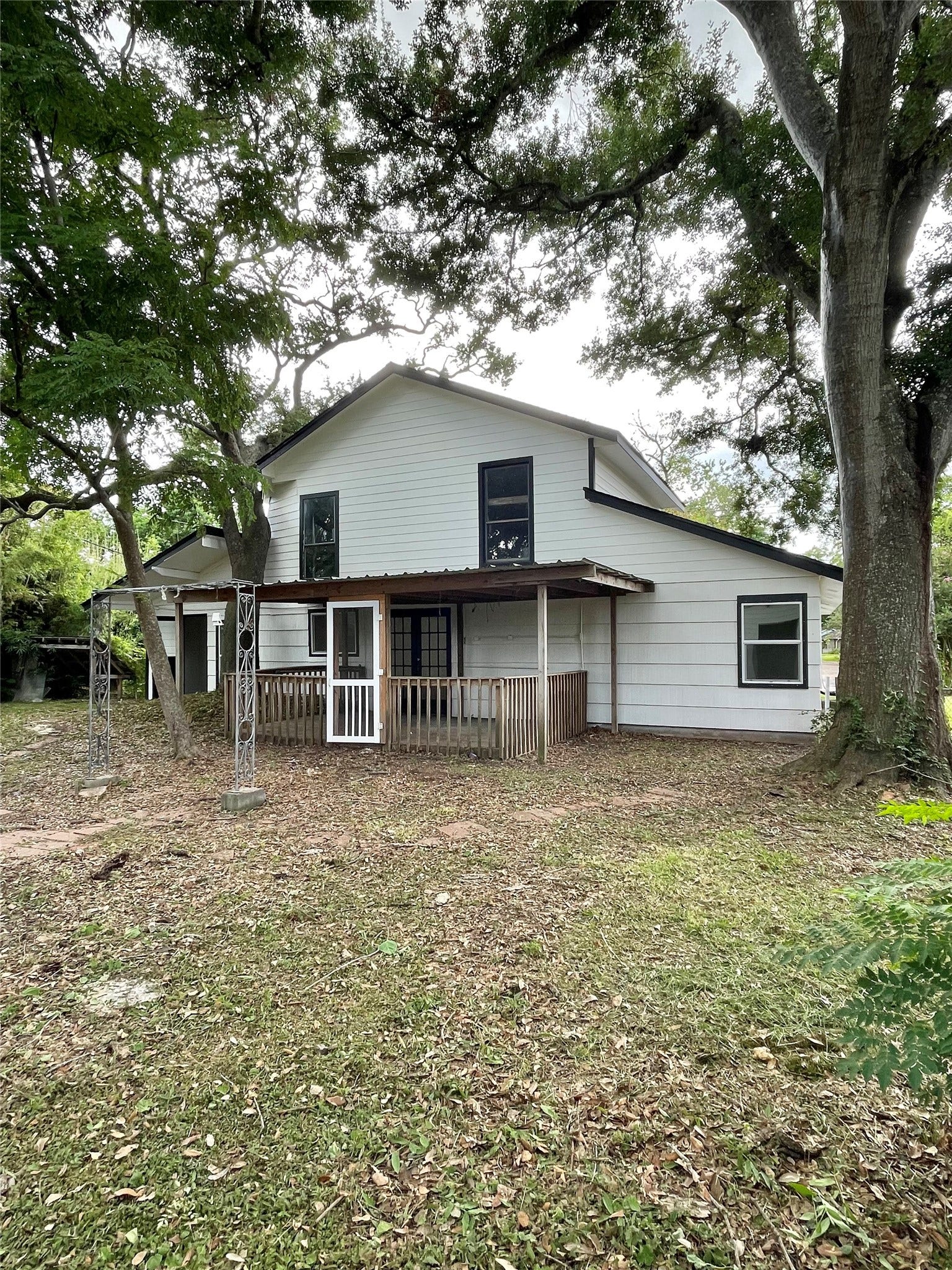 417 Jasmine Street, Lake Jackson, TX 77566 417 Jasmine Street, Lake Jackson, TX 77566