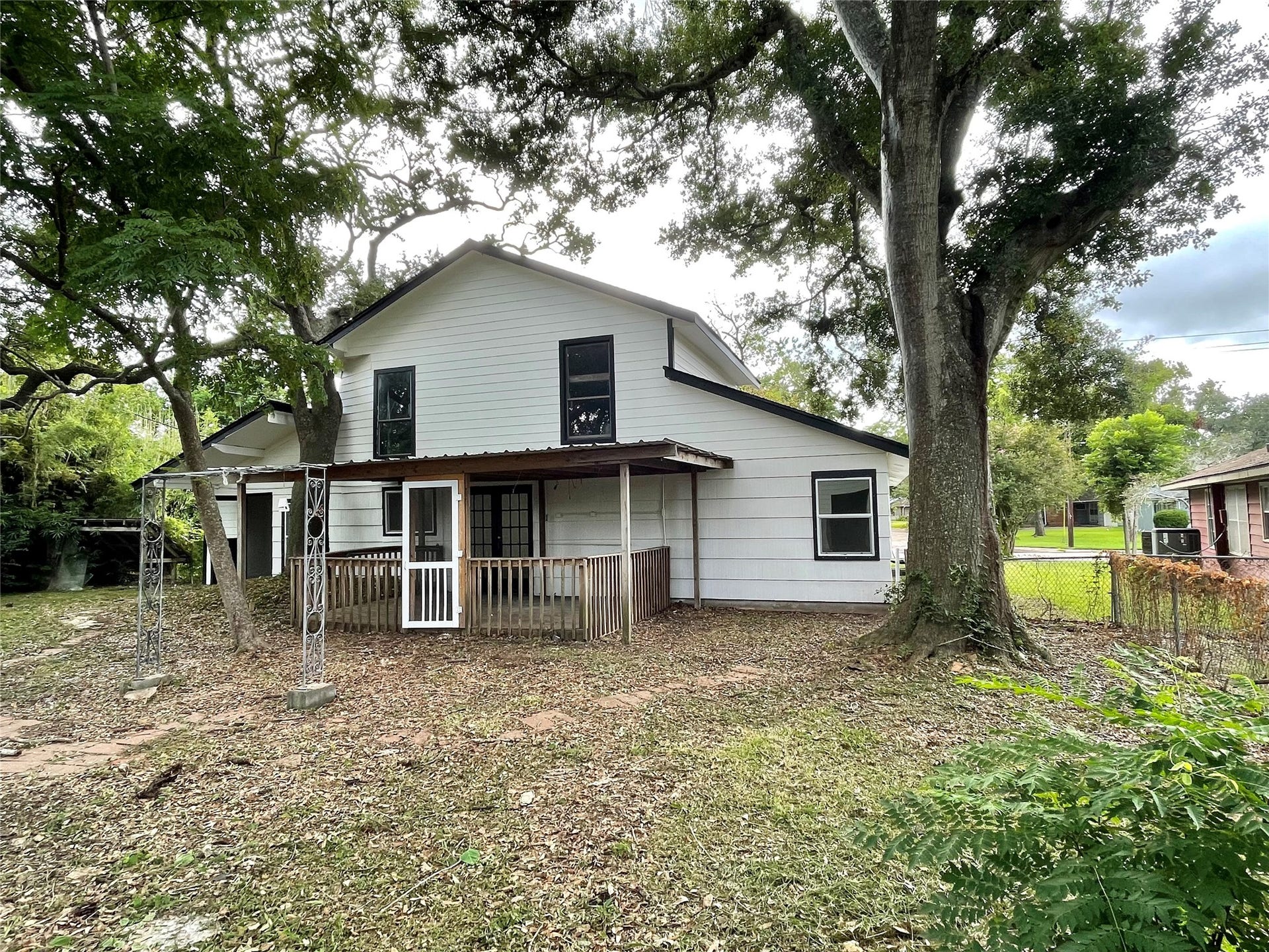 417 Jasmine Street, Lake Jackson, TX 77566 417 Jasmine Street, Lake Jackson, TX 77566