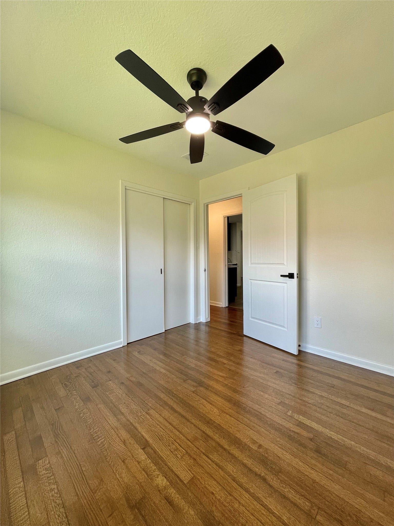 417 Jasmine Street, Lake Jackson, TX 77566 417 Jasmine Street, Lake Jackson, TX 77566