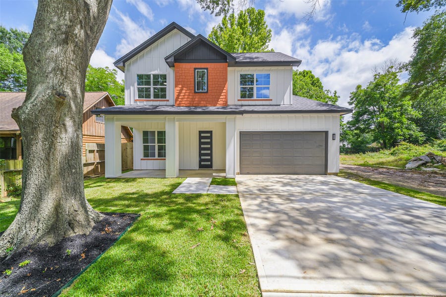 Property photo for 105A Mc Phail Street, Tomball, TX