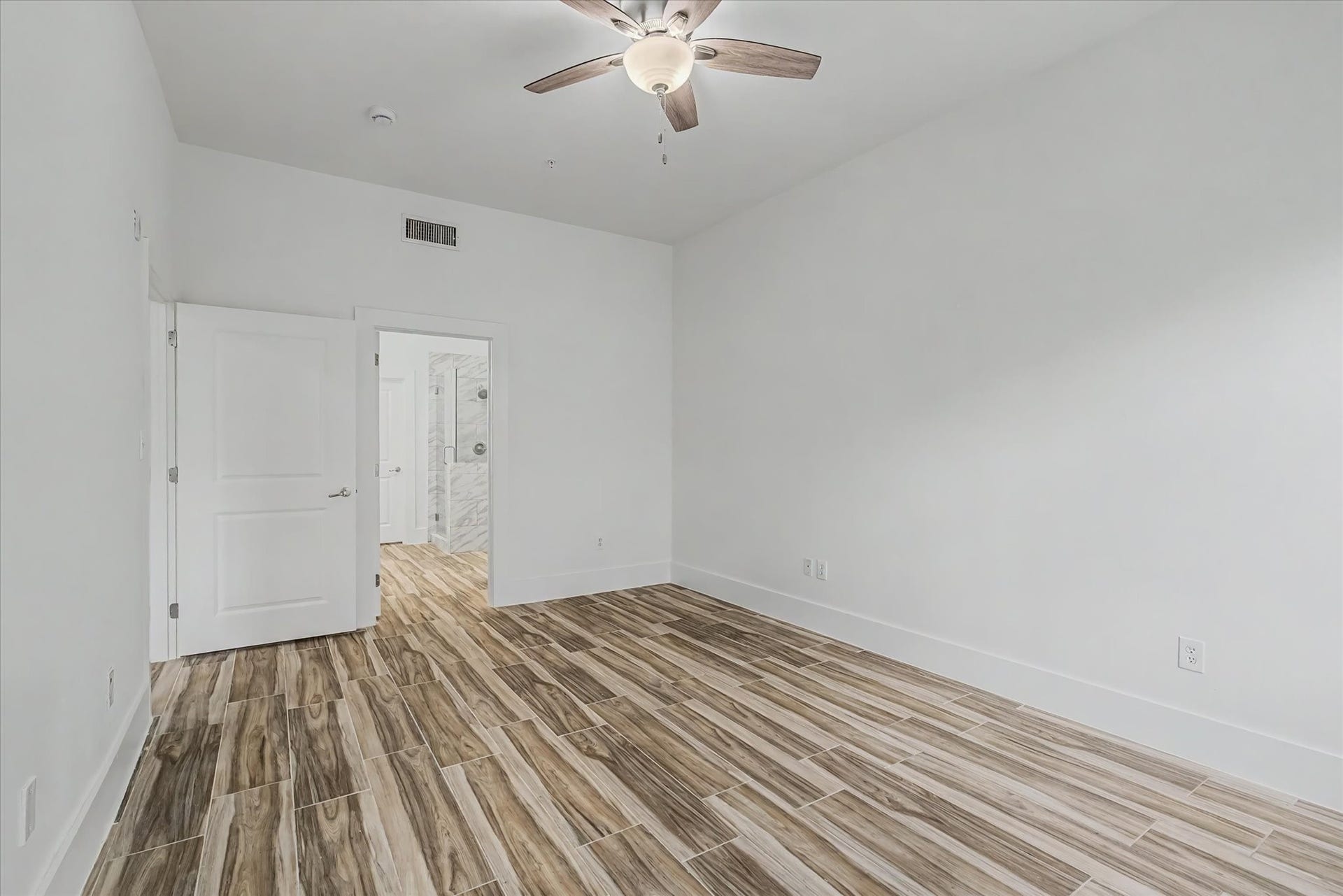 300 St Joseph Parkway, #124, Houston, TX 77002