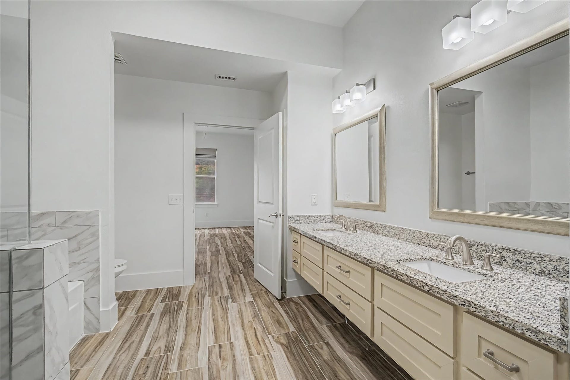 300 St Joseph Parkway, #124, Houston, TX 77002