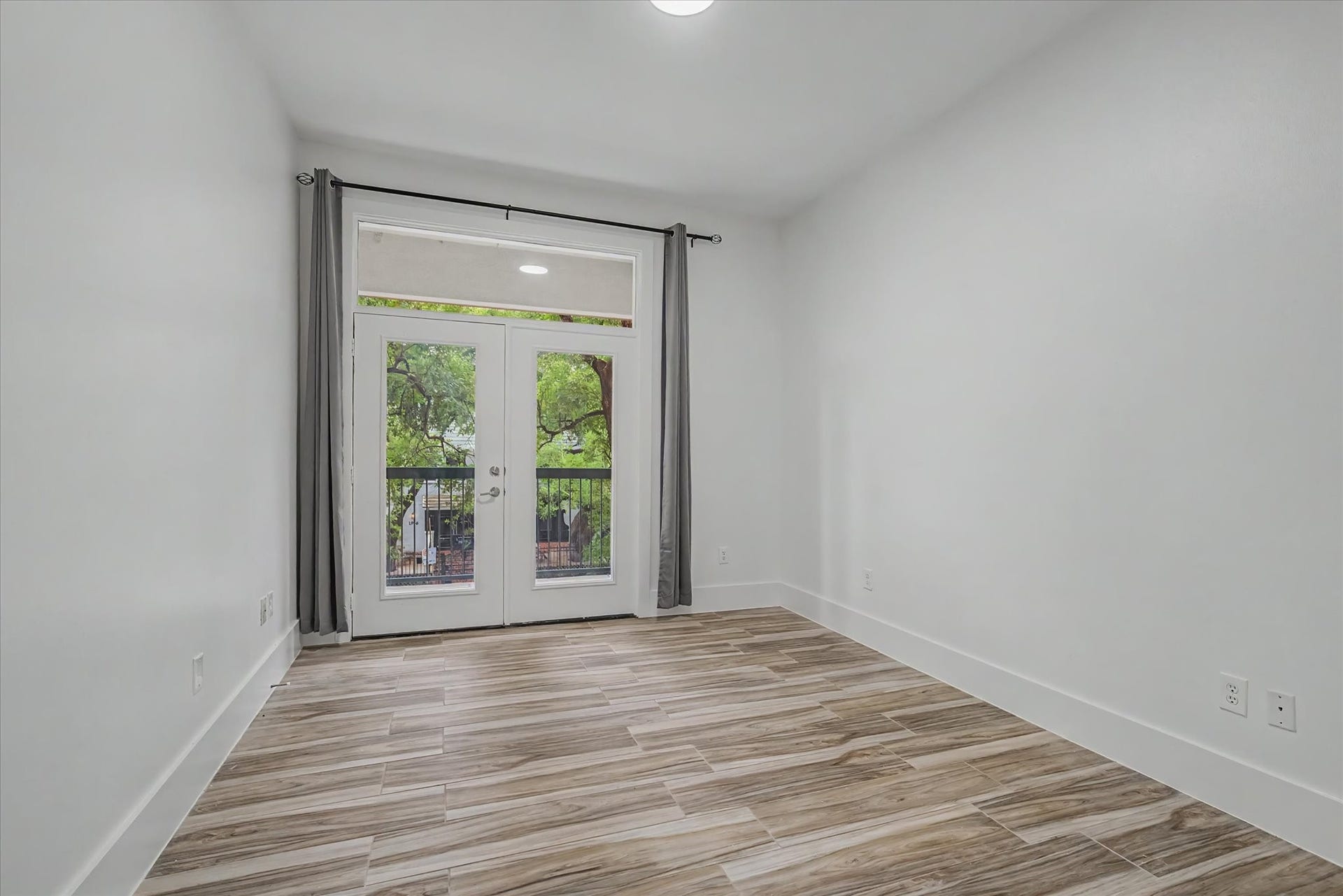 300 St Joseph Parkway, #124, Houston, TX 77002