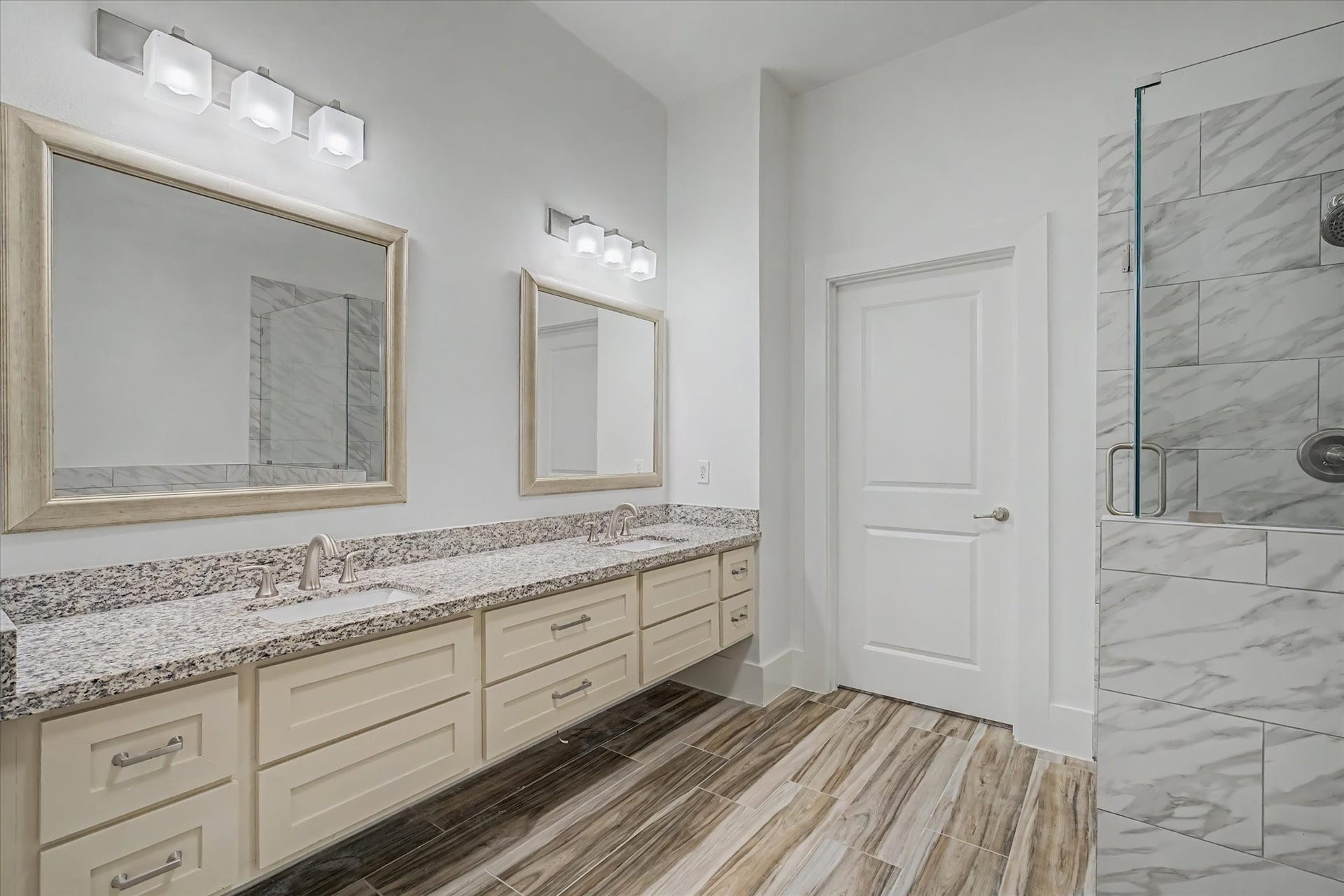 300 St Joseph Parkway, #124, Houston, TX 77002