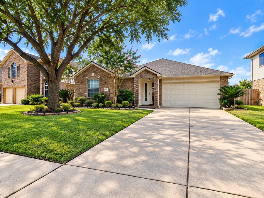 Property photo for 23127 N Waterlake, Richmond, TX