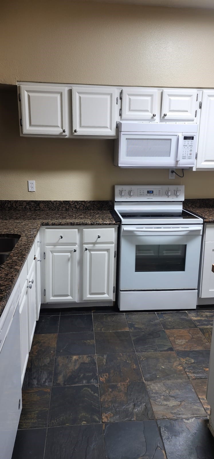 2001 Bering Drive, #3M, Houston, TX 77057