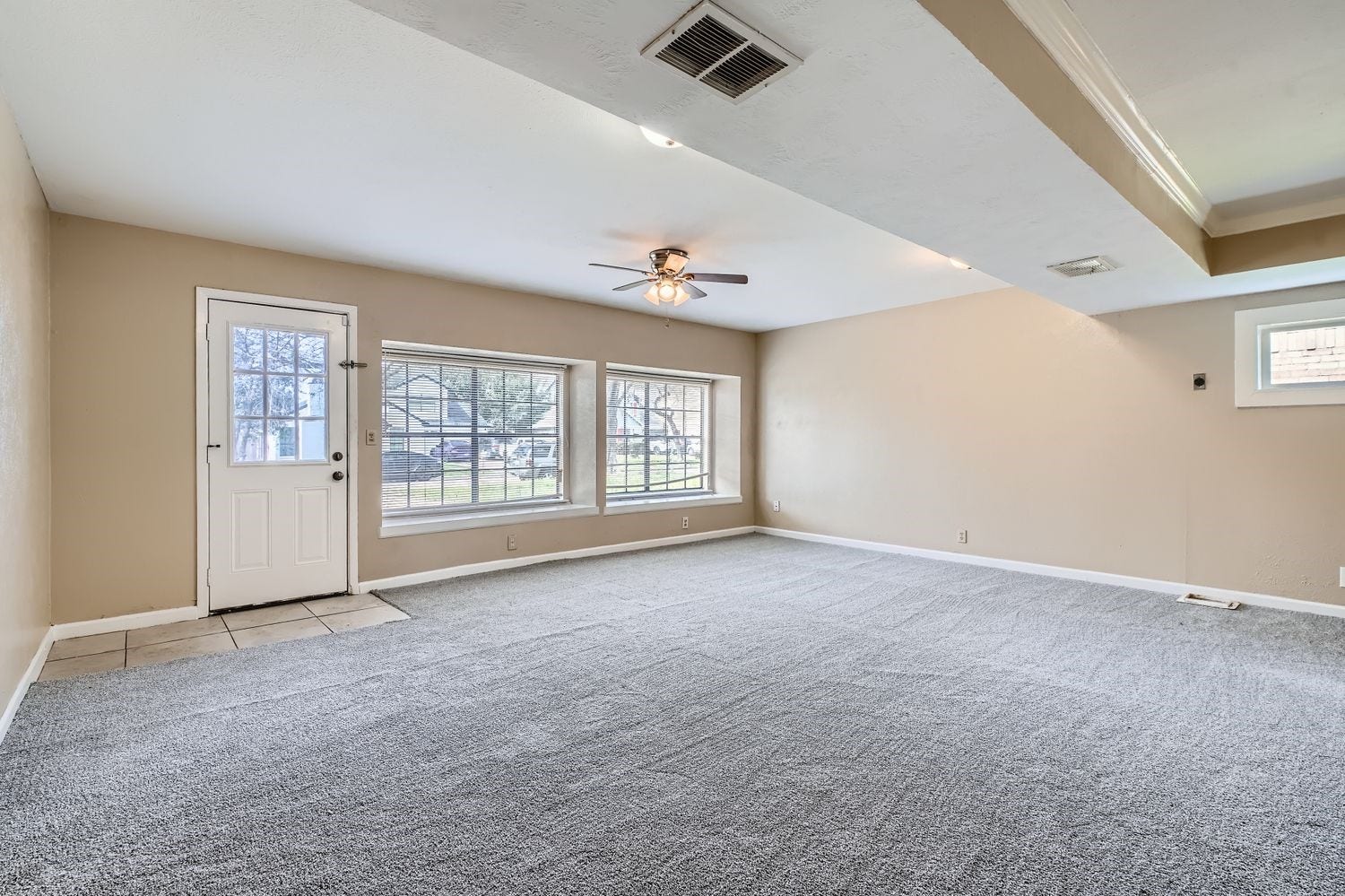 5714 Mackmiller Street, Houston, TX 77049 Family Room