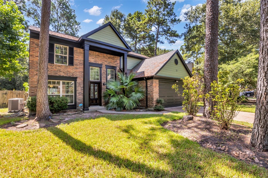 Property photo for 15 E Stony Bridge Circle, The Woodlands, TX