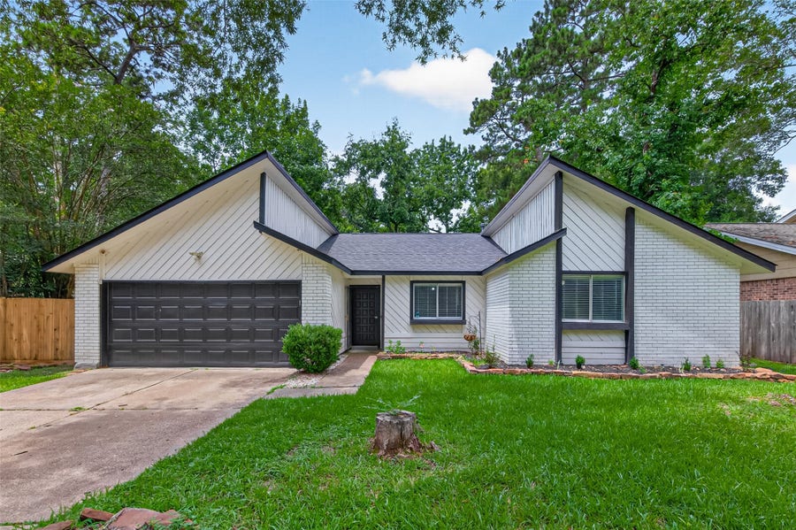 Property photo for 2934 Park Garden Drive, Kingwood, TX