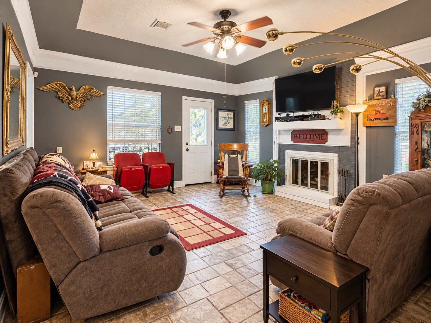6007 Bee Hive Drive, Pasadena, TX 77505