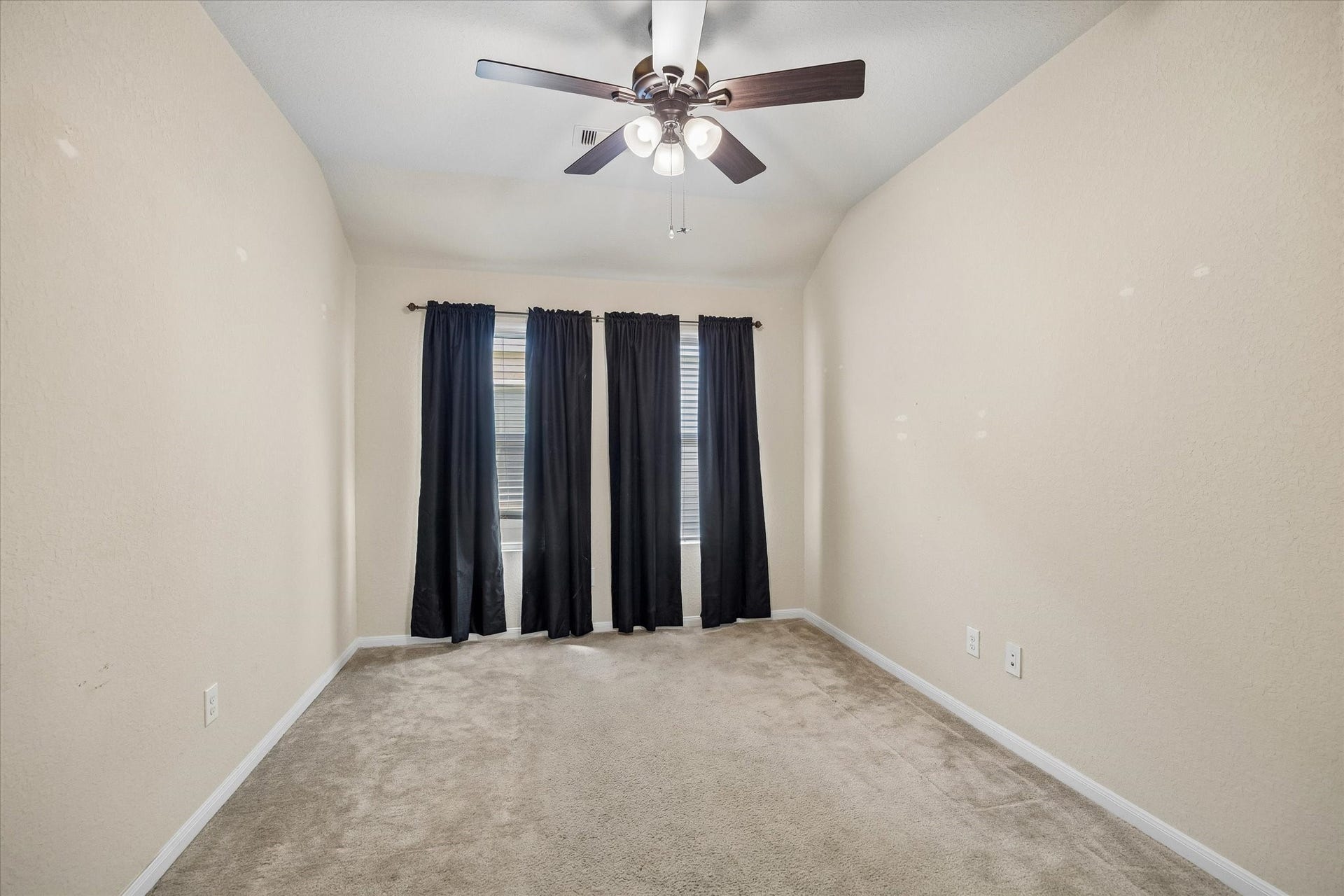 15643 Sheldon Ridge Way, Houston, TX 77044 15643 Sheldon Ridge Way, Houston, TX 77044
