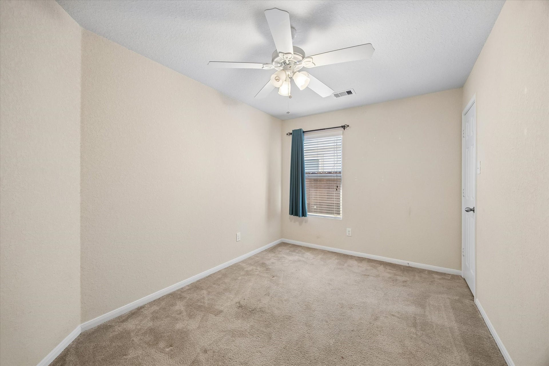 15643 Sheldon Ridge Way, Houston, TX 77044 15643 Sheldon Ridge Way, Houston, TX 77044