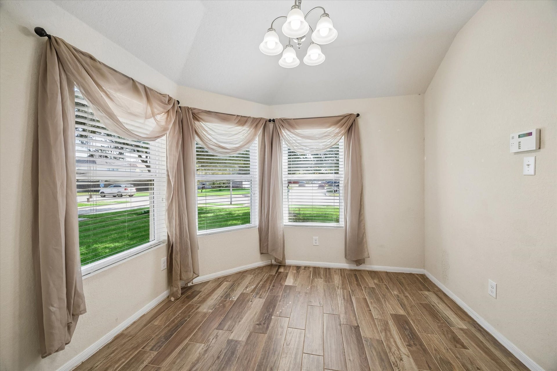 15643 Sheldon Ridge Way, Houston, TX 77044 15643 Sheldon Ridge Way, Houston, TX 77044
