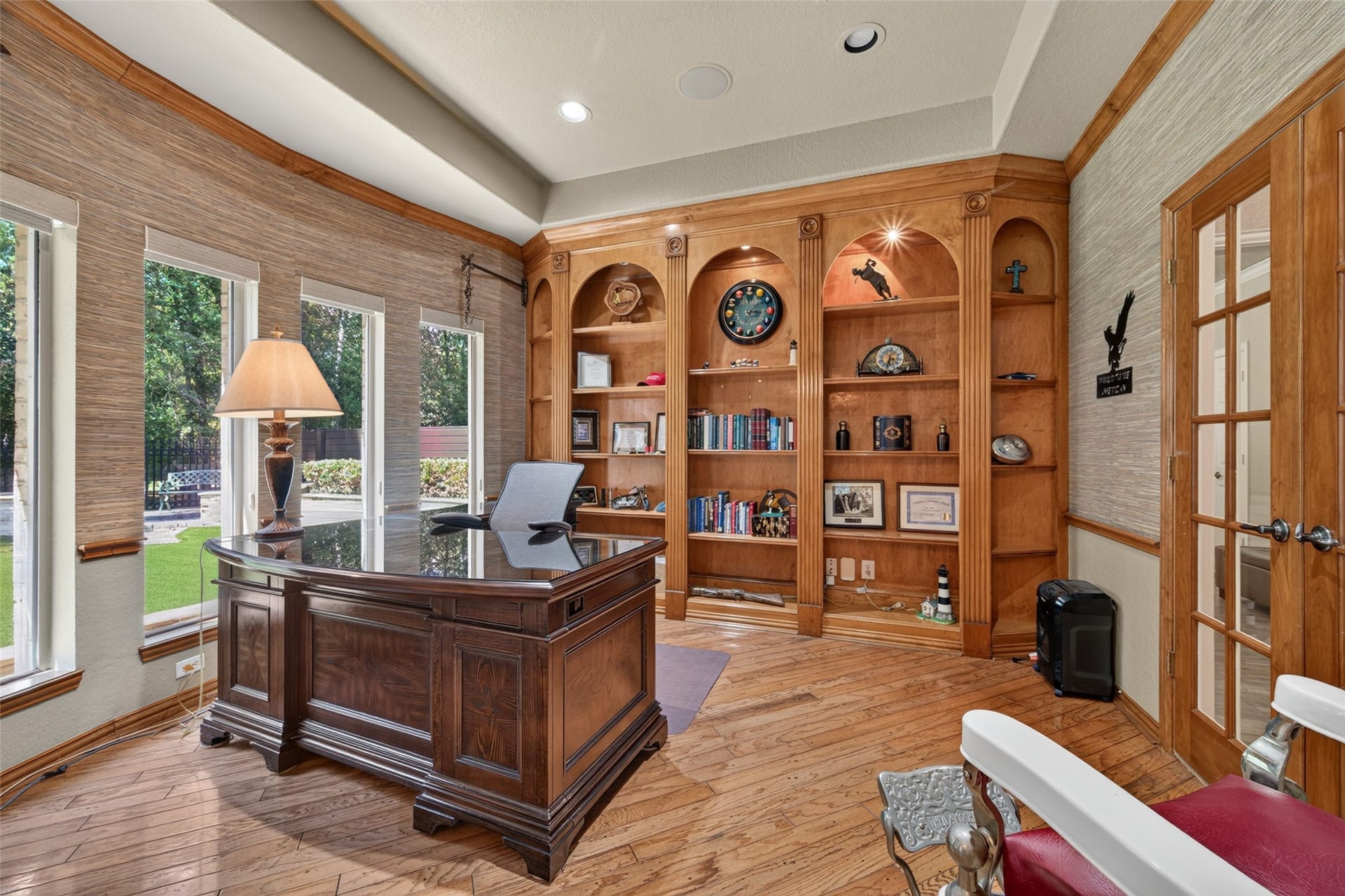 1811 Arbor Forest Trail, Houston, TX 77345 Formal office/ study
