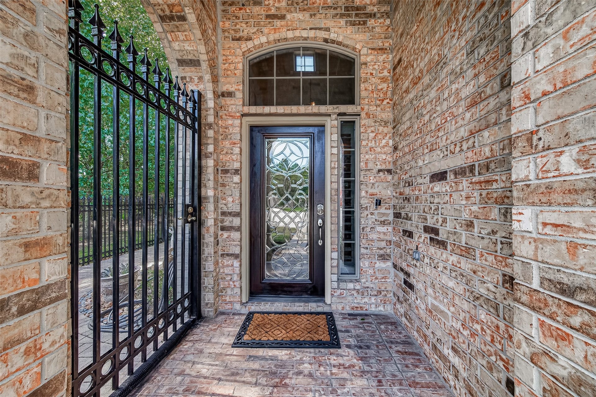 1811 Arbor Forest Trail, Houston, TX 77345 Entry