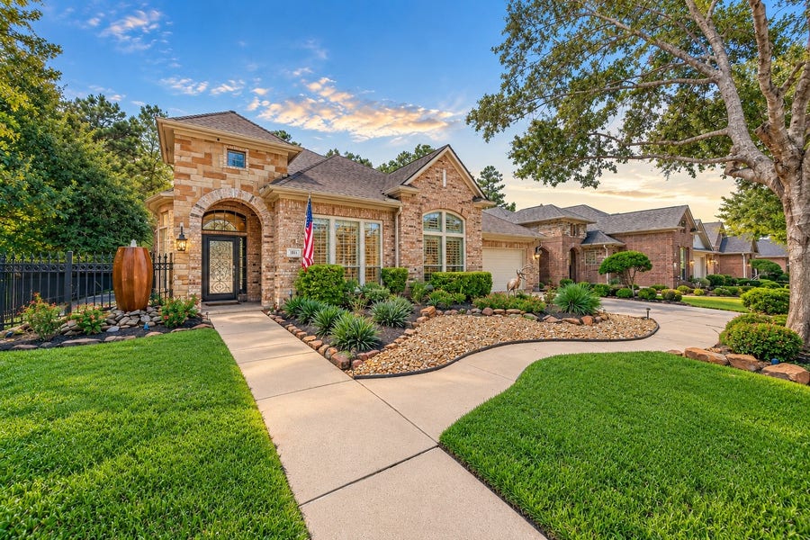 Property photo for 1811 Arbor Forest Trail, Houston, TX