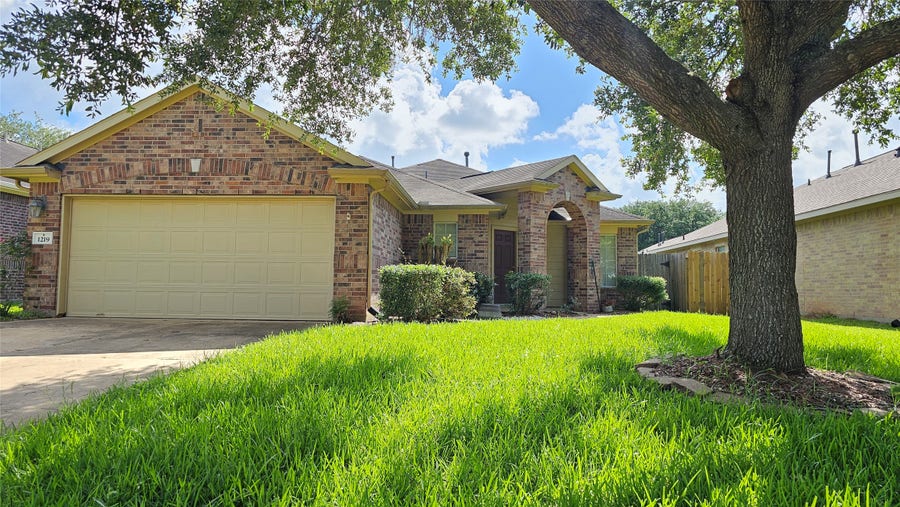 Property photo for 1219 Pecos Pass Drive, Richmond, TX