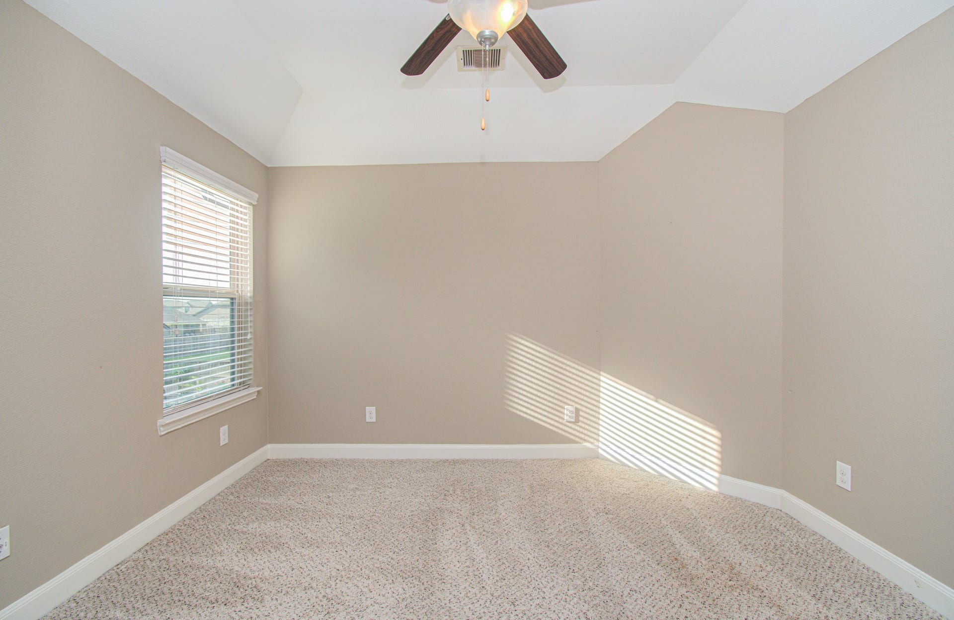 13403 Noble Landing Lane, Rosharon, TX 77583 13403 Noble Landing Lane, Rosharon, TX 77583