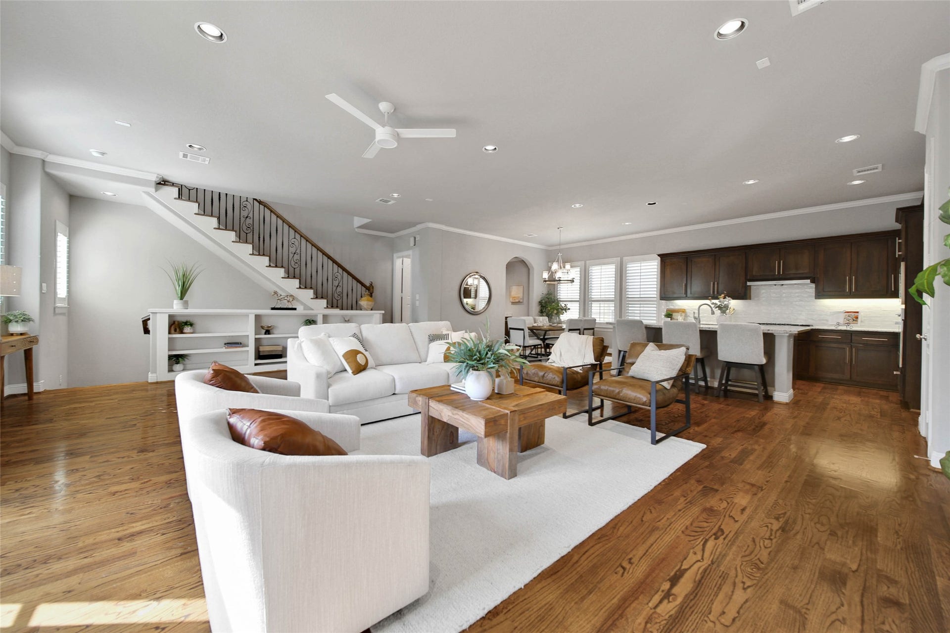 2401 Cohn Street, Houston, TX 77007 2401 Cohn Street, Houston, TX 77007