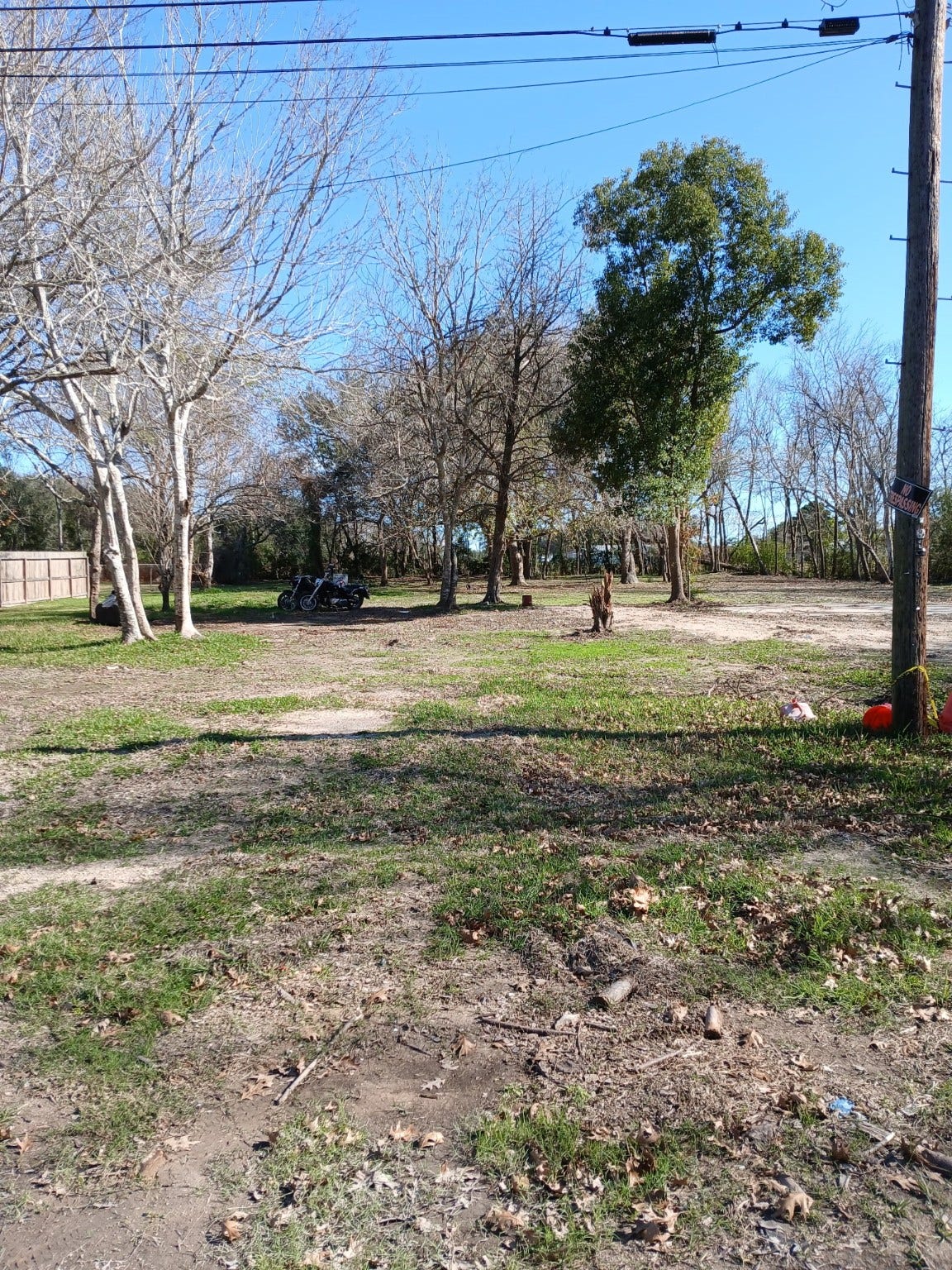 8019 Bellwood Drive, Hitchcock, TX 77563 8019 Bellwood Drive, Hitchcock, TX 77563