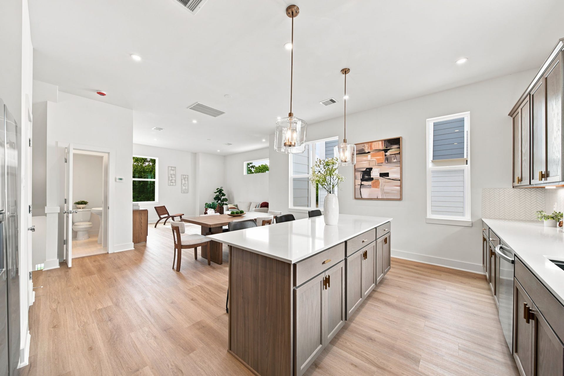 1648 W Tidwell Road, Houston, TX 77091 1648 W Tidwell Road, Houston, TX 77091