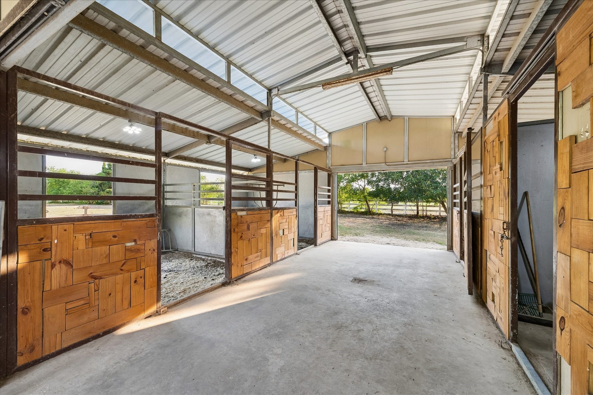 522 Meadow Lake Drive, Magnolia, TX 77355 522 Meadow Lake Drive, Magnolia, TX 77355