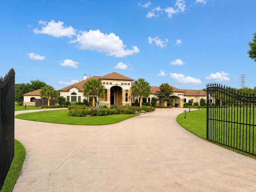 Property photo for 6810 Anthonia Lane, Richmond, TX