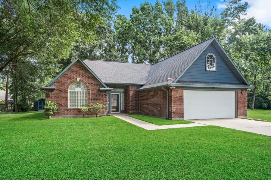 Property photo for 7318 Ramblewood Drive, Magnolia, TX