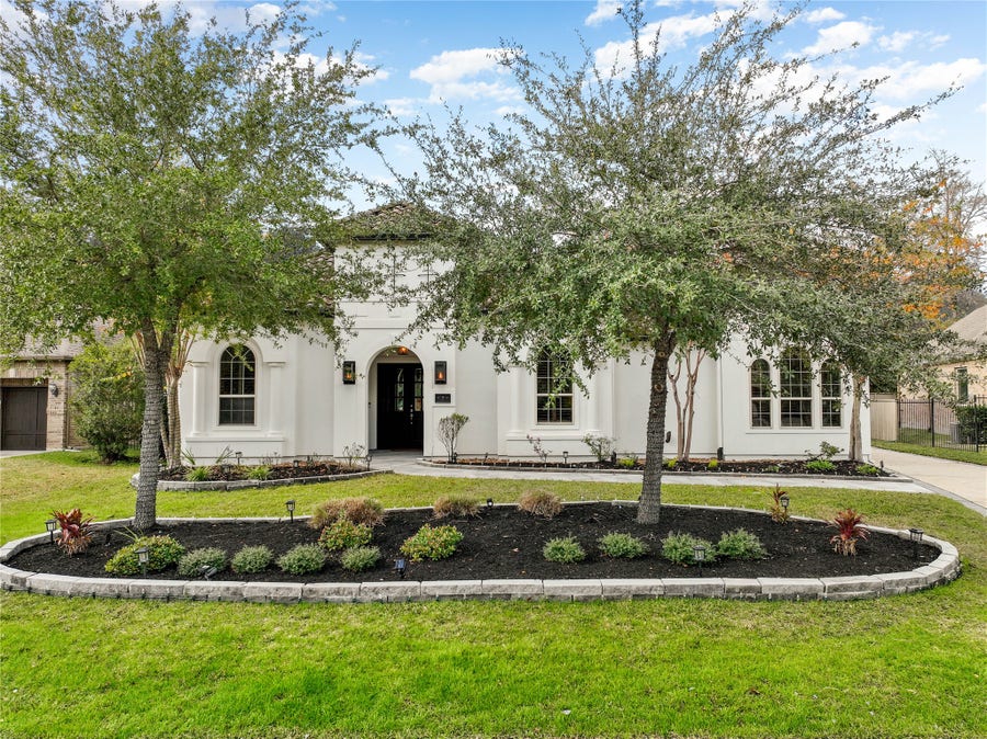 Property photo for 7 Valley Cottage Place, Spring, TX