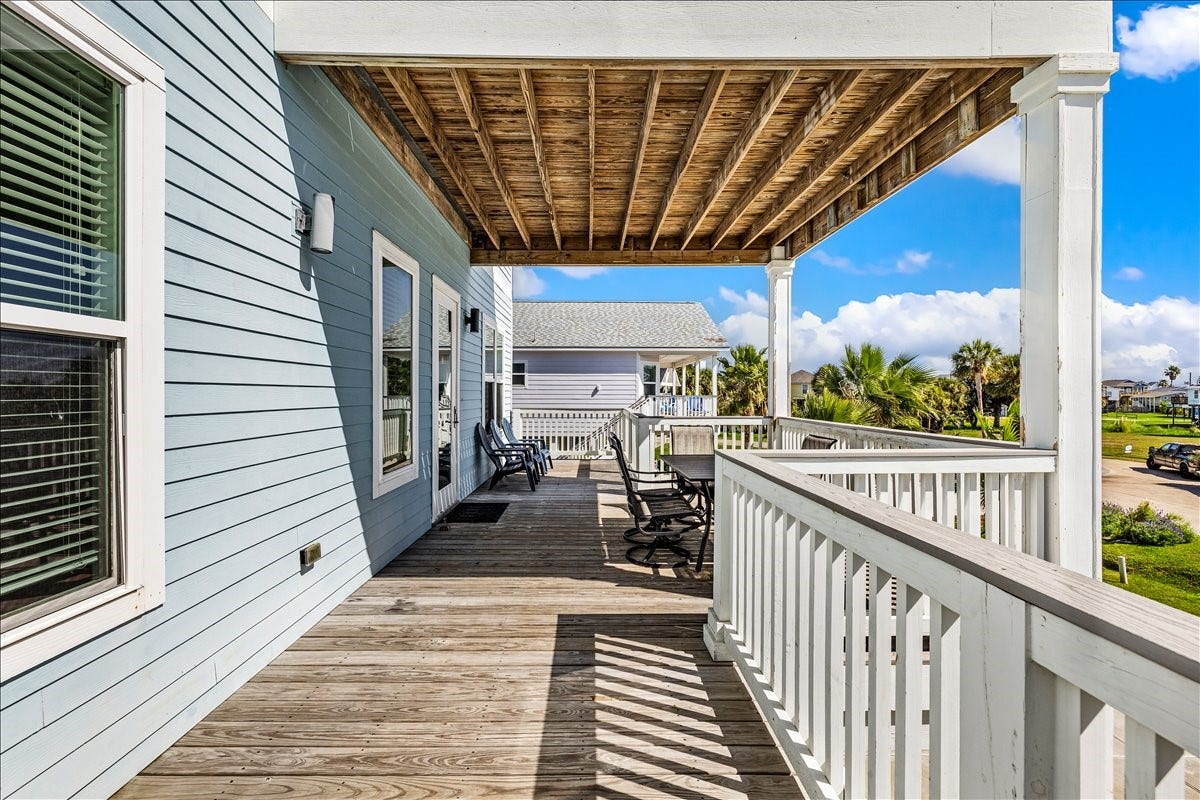 14206 Treasure Court, Galveston, TX 77554 First floor balcony