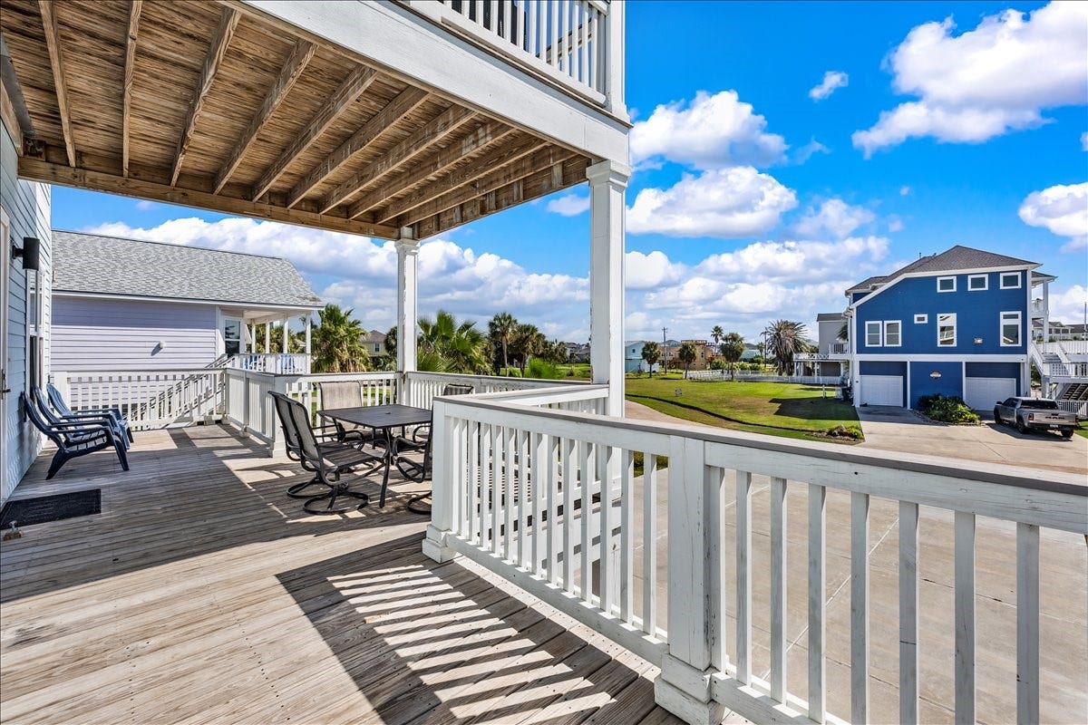 14206 Treasure Court, Galveston, TX 77554 First floor balcony (2)