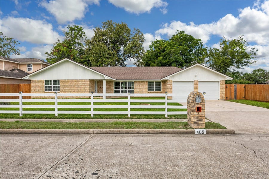 Property photo for 405 N Fulton Street, Texas City, TX